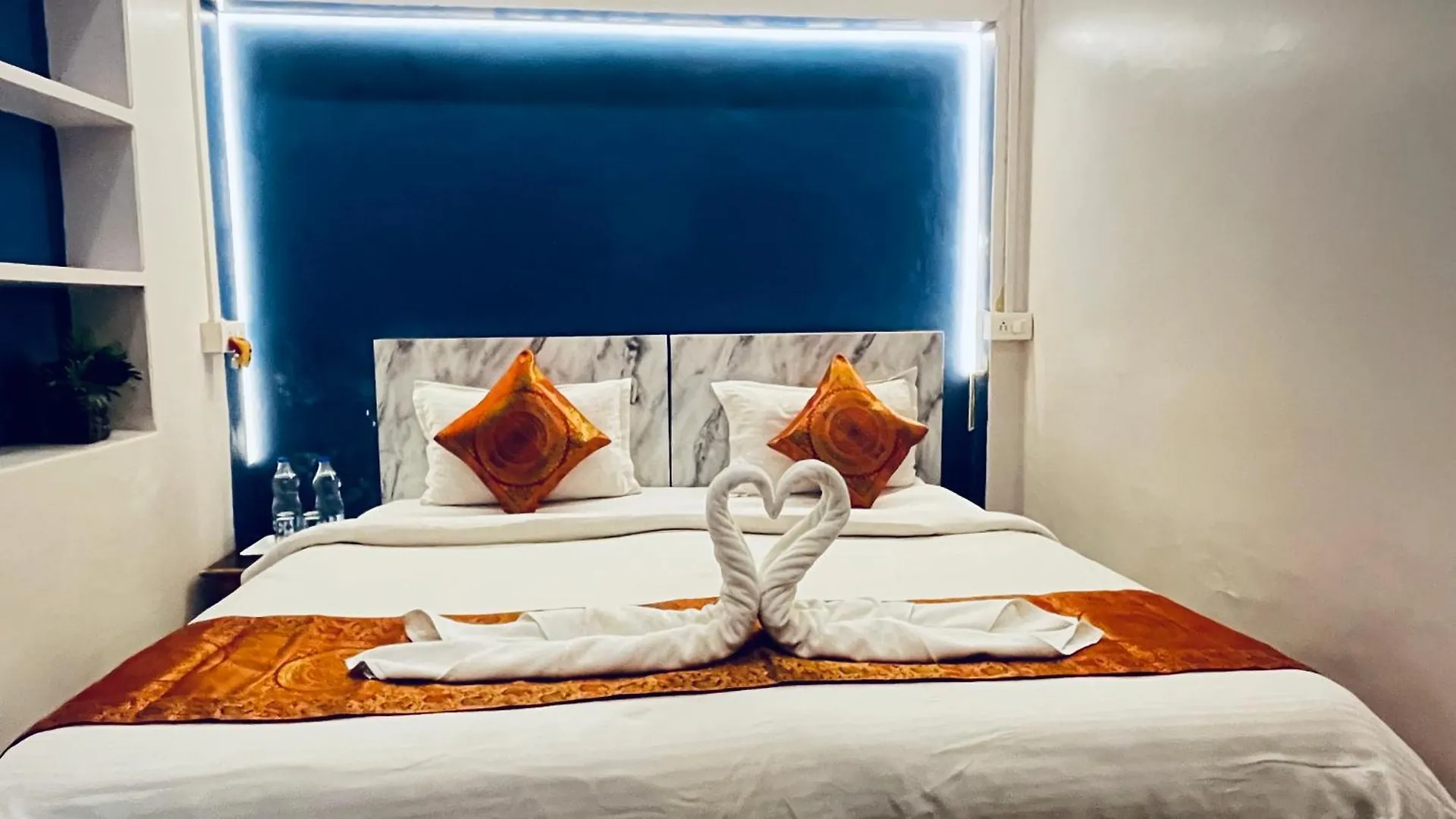 Vibe N Joy Hotel Varanasi India