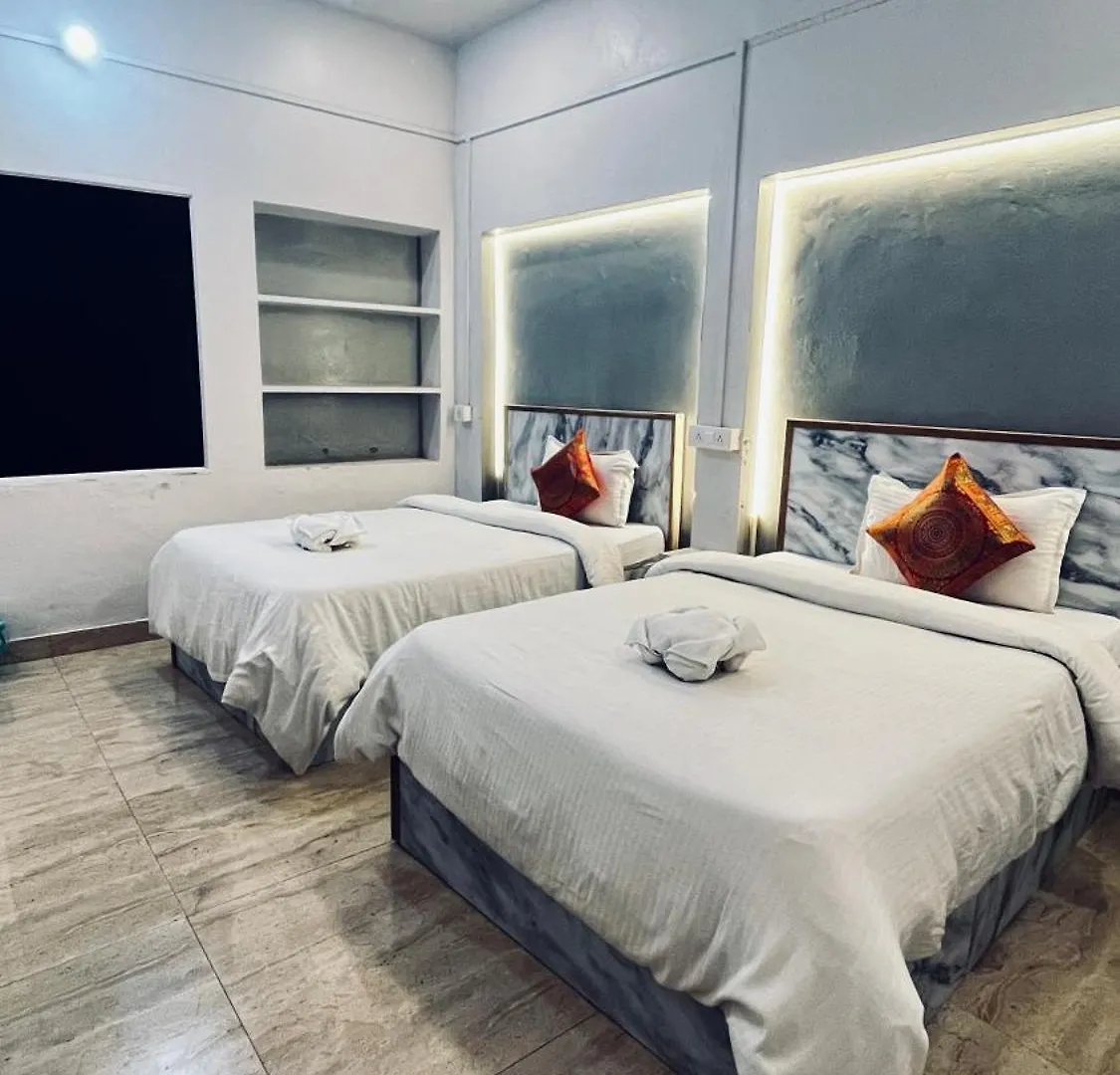 Vibe N Joy Hotel Varanasi Guest house