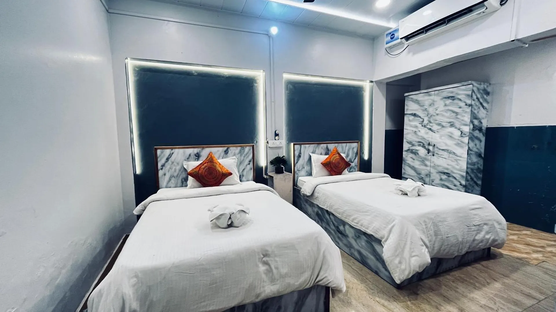 Guest house Vibe N Joy Hotel Varanasi
